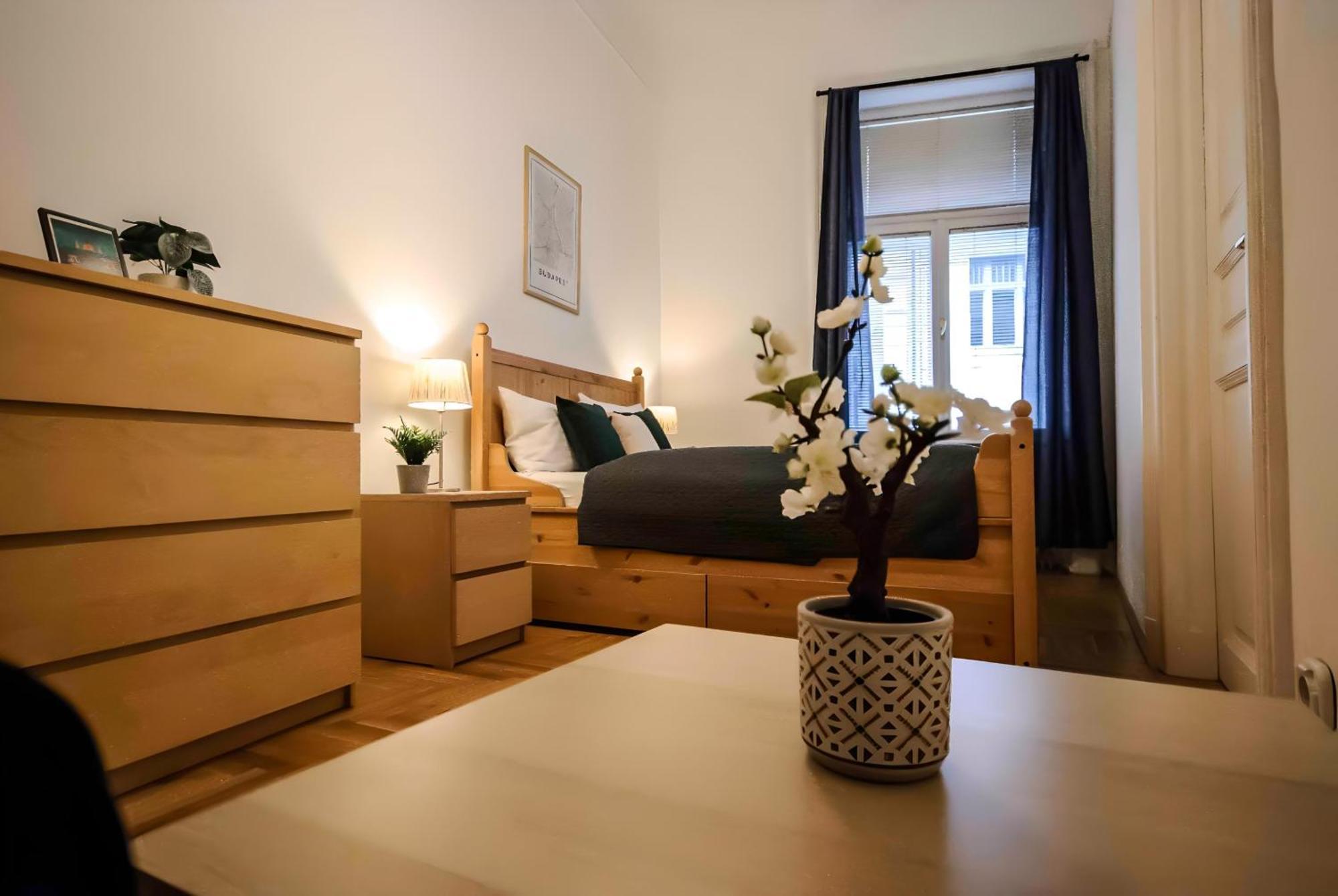 R171 Elitehost Raday Apartment Budapest Ngoại thất bức ảnh